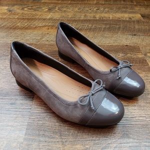 clarks flats grey